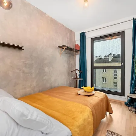 Lumina 4-room With Large Balcony Lägenhet