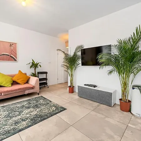 Lumina 4-room With Large Balcony Lägenhet Warszawa