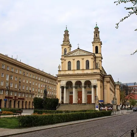 Lägenhet Lumina 4-room With Large Balcony Warszawa